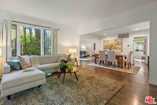 9039 Phyllis Ave, West Hollywood, CA 90069