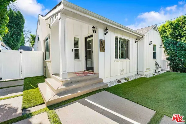 11642 Acama St, Studio City, CA 91604