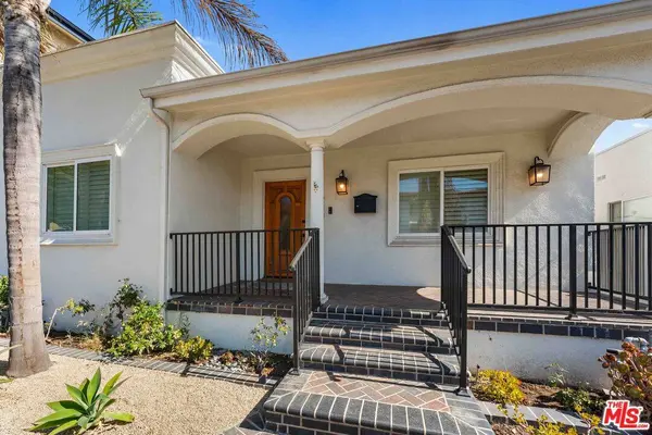 1280 W 8th St, San Pedro, CA 90731