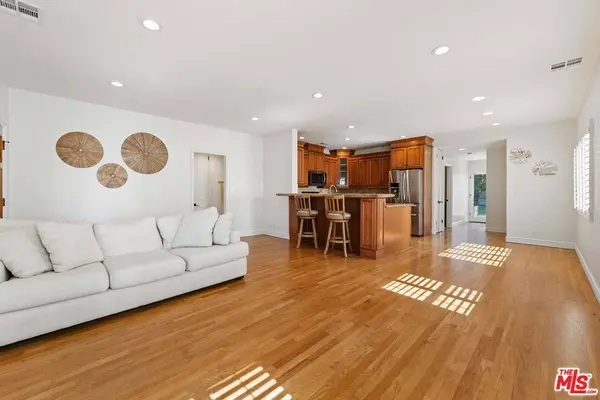 1280 W 8th St, San Pedro, CA 90731