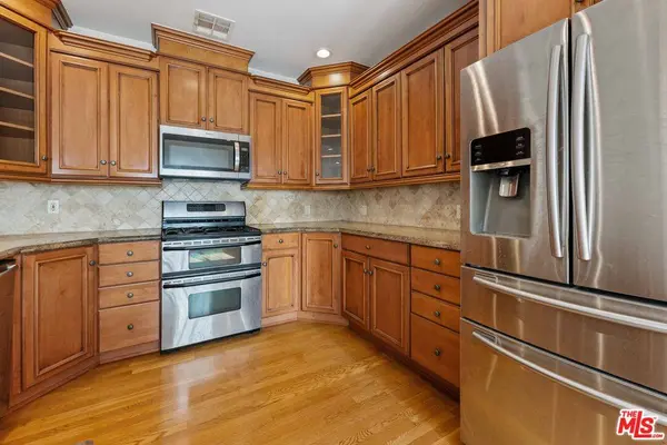 1280 W 8th St, San Pedro, CA 90731