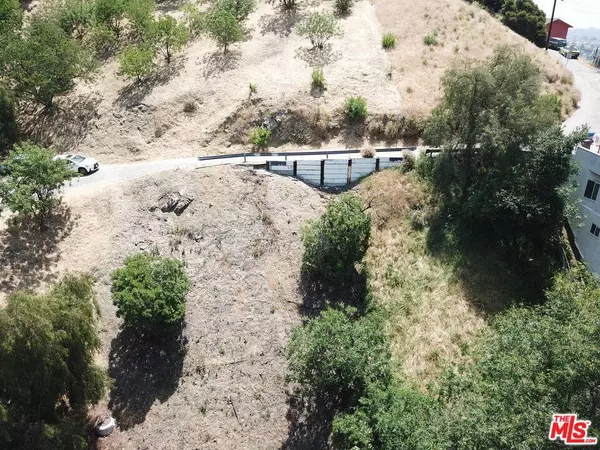 1526 N Cliff Dr, Los Angeles, CA 90065