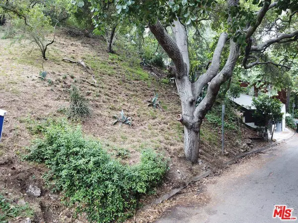 10074 Westwanda DR, Beverly Hills, CA 90210