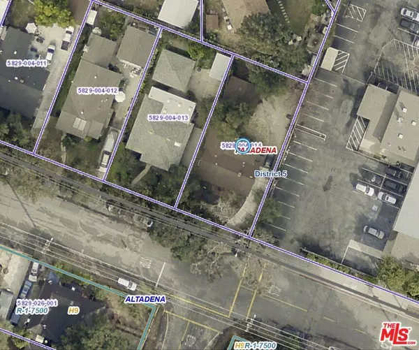 745 W Altadena Dr, Altadena, CA 91001