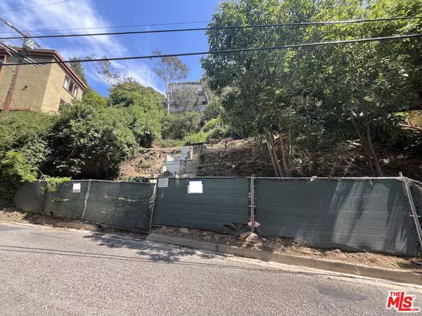 10021 Westwanda Dr, Beverly Hills, CA 90210