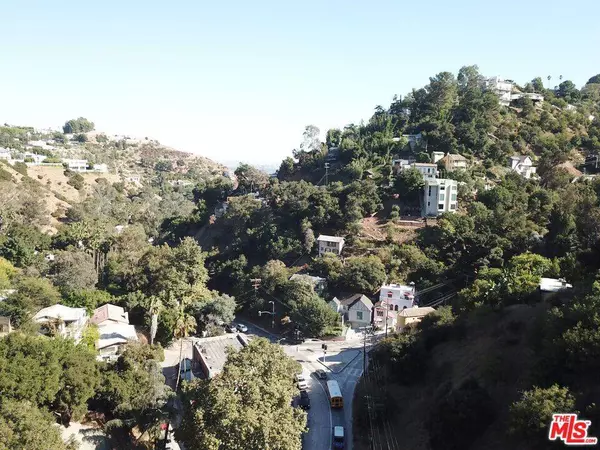 2125 N Laurel Canyon BLVD, Los Angeles, CA 90046