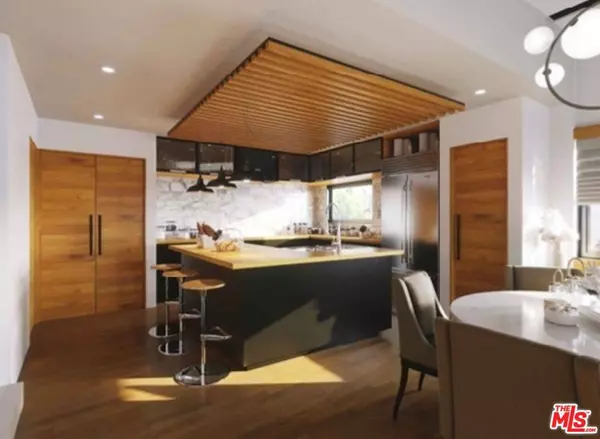 572 N Milton Ct, Los Angeles, CA 90065