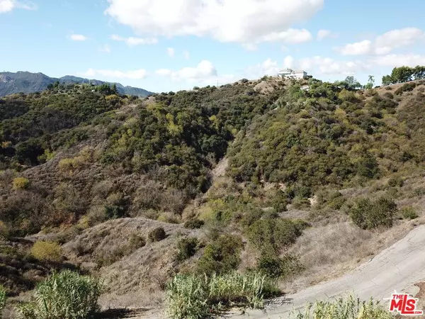 2300 Corsham Rd, Topanga, CA 90290