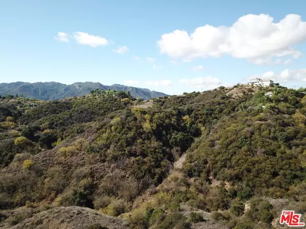 2300 Corsham Rd, Topanga, CA 90290