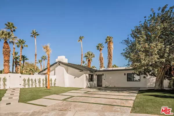1170 E El Conquistador, Palm Springs, CA 92262