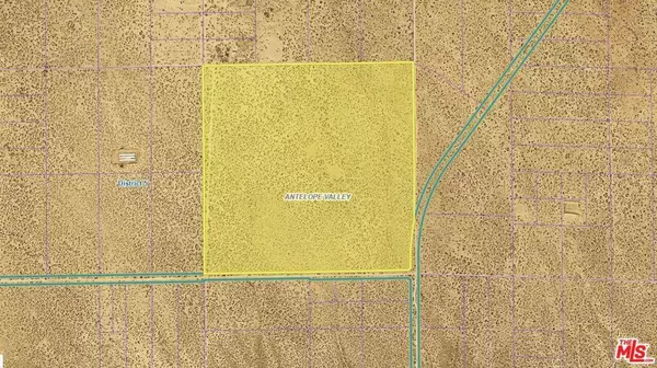 20000 E Avenue S-8, Llano, CA 93591
