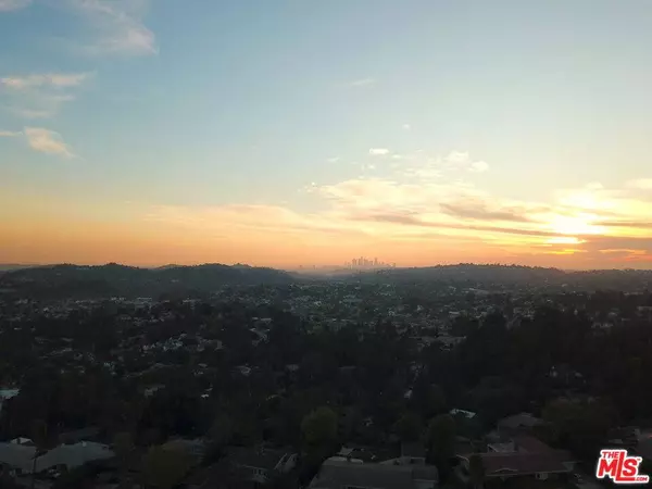 1450 Marianna Rd, Pasadena, CA 91105