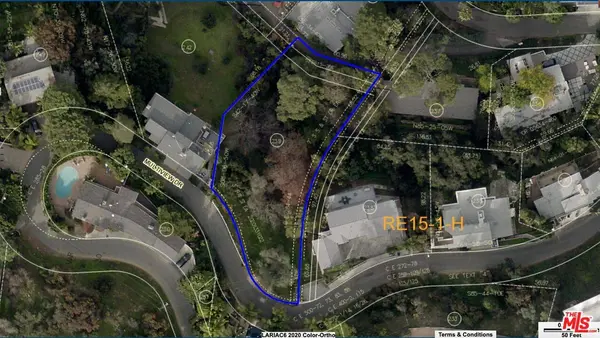 3533 N Multiview Dr, Los Angeles, CA 90068