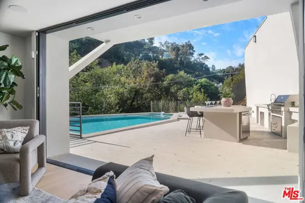 2256 Nichols Canyon Rd, Los Angeles, CA 90046