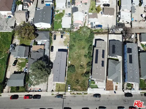 715 E 41st Pl, Los Angeles, CA 90011