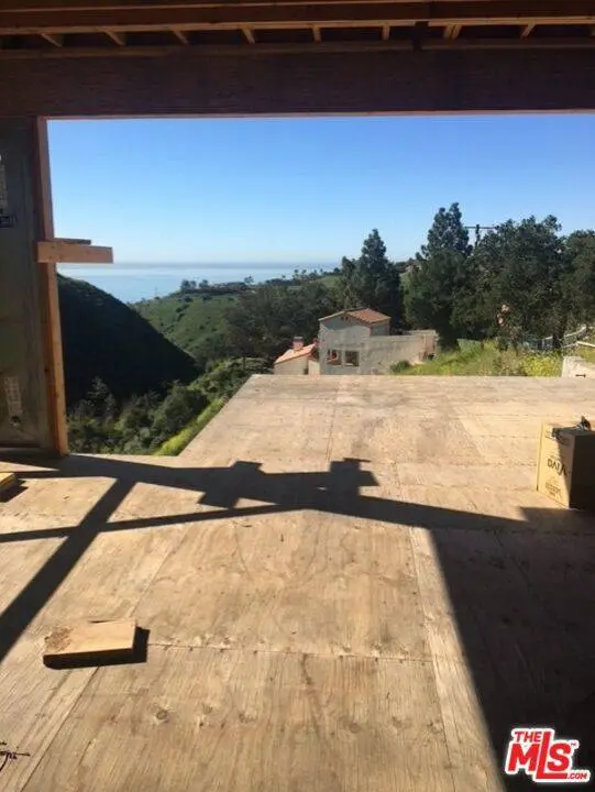 26565 Ocean View DR, Malibu, CA 90265