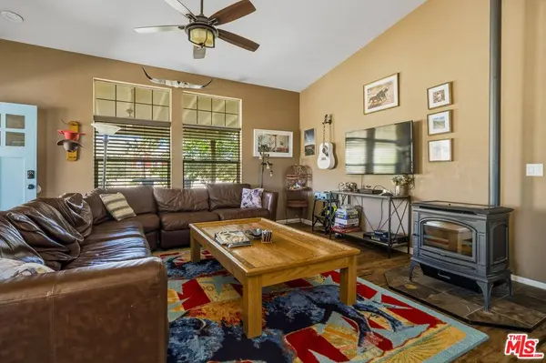55626 Pipes Canyon Rd, Yucca Valley, CA 92284