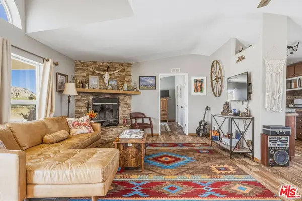 55616 Pipes Canyon Rd, Yucca Valley, CA 92284