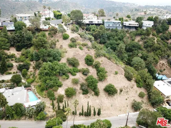 2130 Roscomare Rd, Los Angeles, CA 90077
