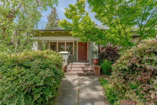 1925 Sloat WAY, Sacramento, CA 95818