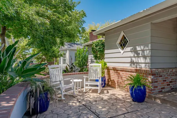 5319 D ST, Sacramento, CA 95819