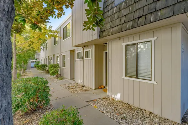 1043 39th, Sacramento, CA 95816