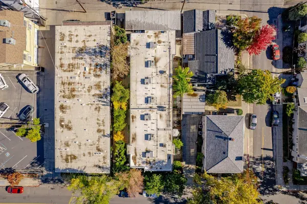 1043 39th, Sacramento, CA 95816
