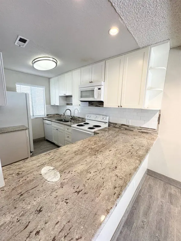 1043 39th, Sacramento, CA 95816