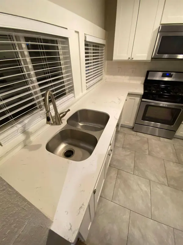 914 26th, Sacramento, CA 95816