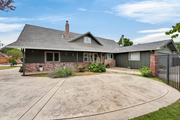 420 Colusa PL, Woodland, CA 95695