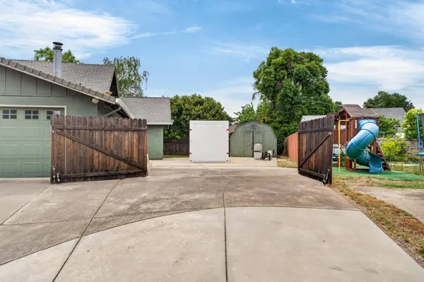 420 Colusa PL, Woodland, CA 95695