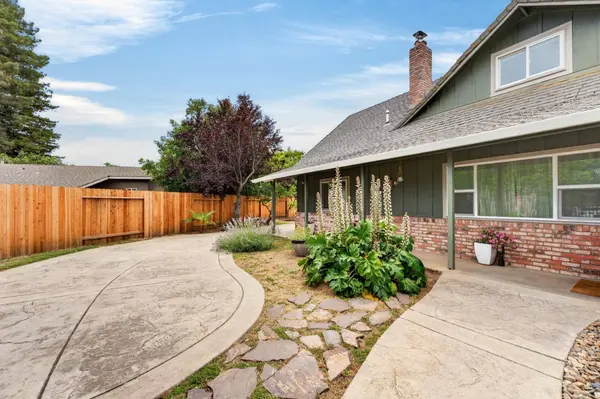 420 Colusa PL, Woodland, CA 95695