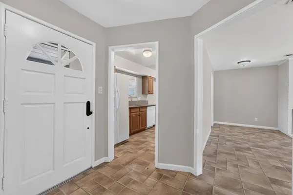 3329 Bristol RD, Sacramento, CA 95864