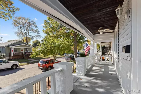 5315 Blow ST, St Louis, MO 63109