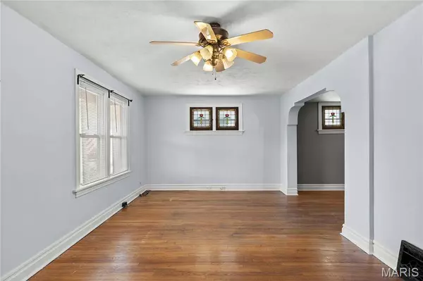 5315 Blow ST, St Louis, MO 63109