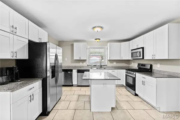 8047 Amherst AVE, University City, MO 63130