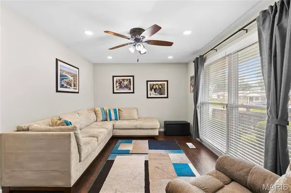 8047 Amherst AVE, University City, MO 63130