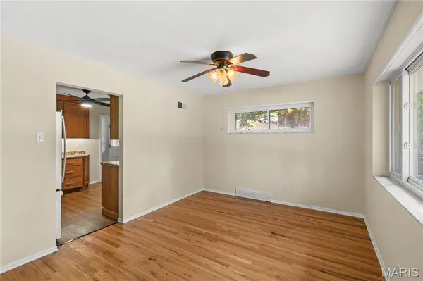 1043 Midland BLVD, University City, MO 63130
