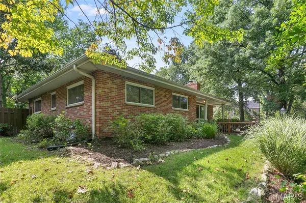 1043 Midland BLVD, University City, MO 63130