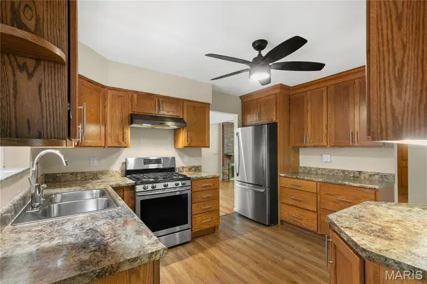 1043 Midland BLVD, University City, MO 63130