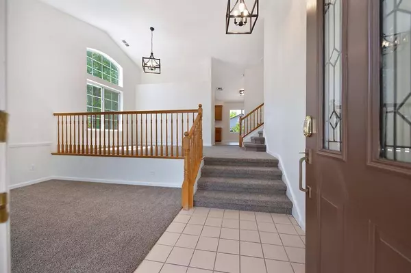 406 Las Cruces CT, Roseville, CA 95747