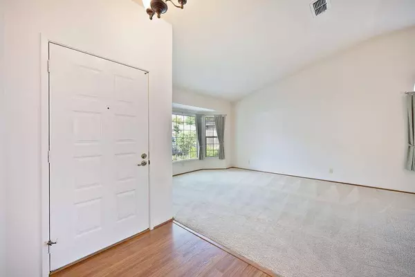 1419 Orwell DR, Roseville, CA 95747