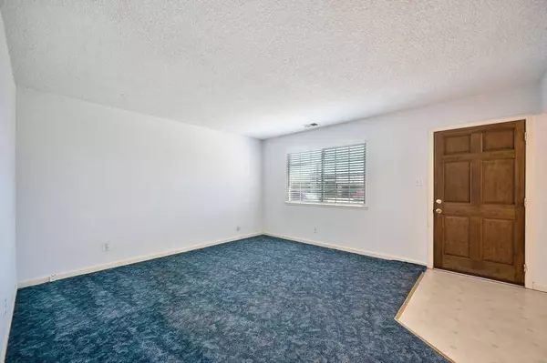 6113 10th ST, Rio Linda, CA 95673