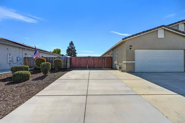 1390 Heartland DR, Plumas Lake, CA 95961