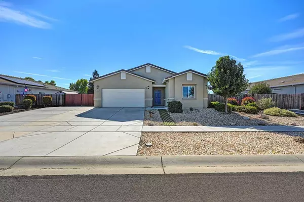 1390 Heartland DR, Plumas Lake, CA 95961