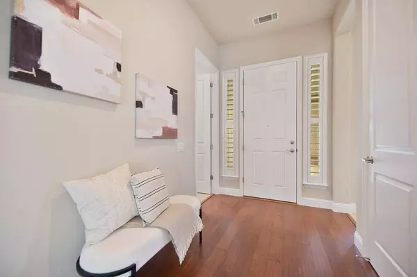 2032 Brixham DR, Roseville, CA 95747