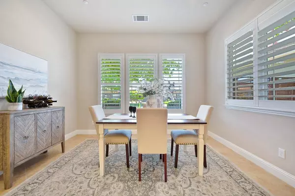 2032 Brixham DR, Roseville, CA 95747