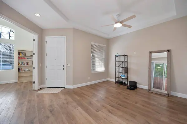 5740 Spenlow WAY, Sacramento, CA 95835