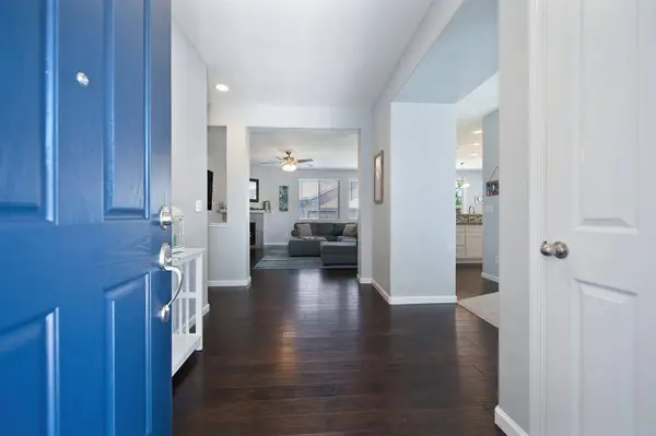 1423 High Noon DR, Plumas Lake, CA 95961