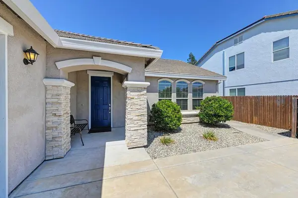 1423 High Noon DR, Plumas Lake, CA 95961